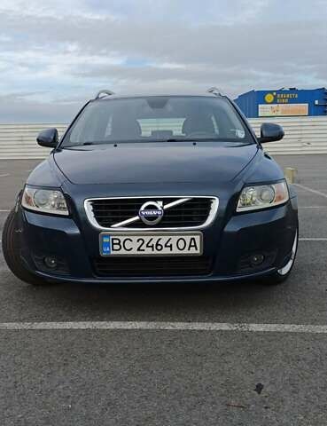 Синій Вольво V50, об'ємом двигуна 1.56 л та пробігом 225 тис. км за 8100 $, фото 6 на Automoto.ua