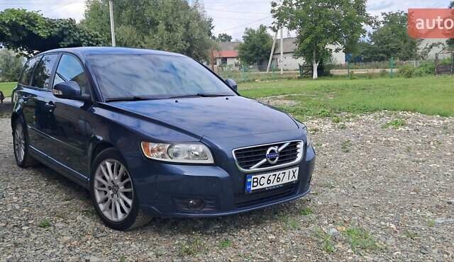 Синий Вольво В50, объемом двигателя 1.56 л и пробегом 270 тыс. км за 8300 $, фото 10 на Automoto.ua