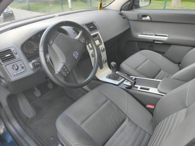 Синій Вольво V50, об'ємом двигуна 0 л та пробігом 226 тис. км за 7700 $, фото 7 на Automoto.ua