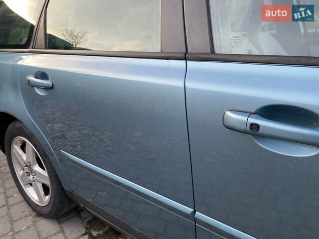 Синий Вольво В50, объемом двигателя 1.6 л и пробегом 212 тыс. км за 7200 $, фото 15 на Automoto.ua