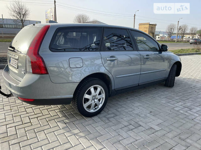 Синій Вольво V50, об'ємом двигуна 1.56 л та пробігом 312 тис. км за 6800 $, фото 9 на Automoto.ua