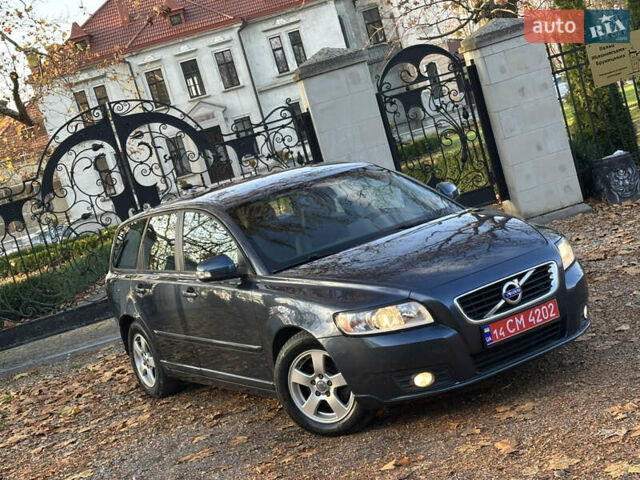 Синий Вольво В50, объемом двигателя 1.6 л и пробегом 234 тыс. км за 8300 $, фото 8 на Automoto.ua