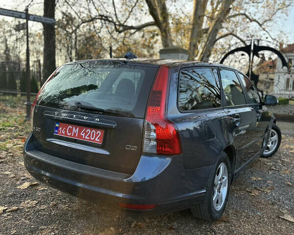 Синий Вольво В50, объемом двигателя 1.6 л и пробегом 234 тыс. км за 8300 $, фото 25 на Automoto.ua