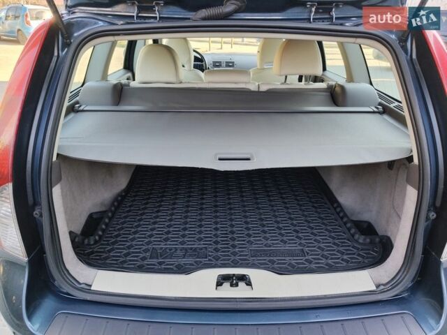 Синий Вольво В50, объемом двигателя 1.6 л и пробегом 267 тыс. км за 7199 $, фото 40 на Automoto.ua