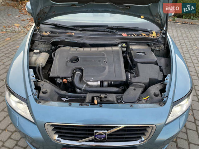 Синий Вольво В50, объемом двигателя 1.6 л и пробегом 212 тыс. км за 7200 $, фото 36 на Automoto.ua