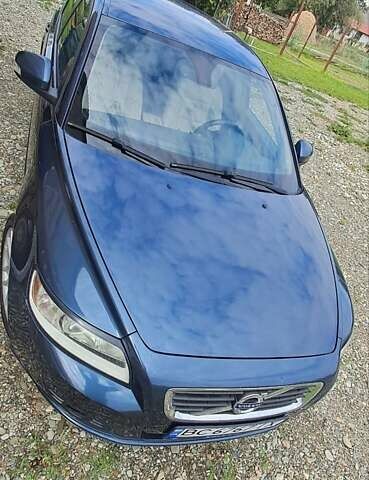 Синий Вольво В50, объемом двигателя 1.56 л и пробегом 270 тыс. км за 8300 $, фото 3 на Automoto.ua