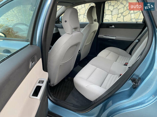 Синий Вольво В50, объемом двигателя 1.6 л и пробегом 212 тыс. км за 7200 $, фото 24 на Automoto.ua