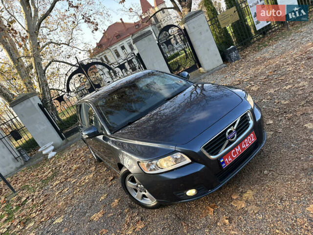 Синий Вольво В50, объемом двигателя 1.6 л и пробегом 234 тыс. км за 8300 $, фото 5 на Automoto.ua