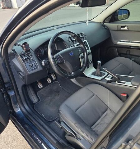 Синій Вольво V50, об'ємом двигуна 1.56 л та пробігом 238 тис. км за 8100 $, фото 37 на Automoto.ua