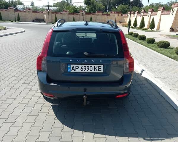 Синий Вольво В50, объемом двигателя 1.56 л и пробегом 227 тыс. км за 8500 $, фото 6 на Automoto.ua