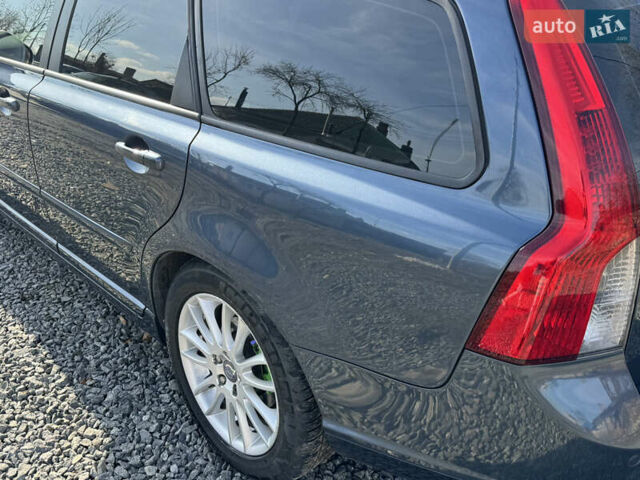 Синий Вольво В50, объемом двигателя 1.6 л и пробегом 240 тыс. км за 9200 $, фото 9 на Automoto.ua