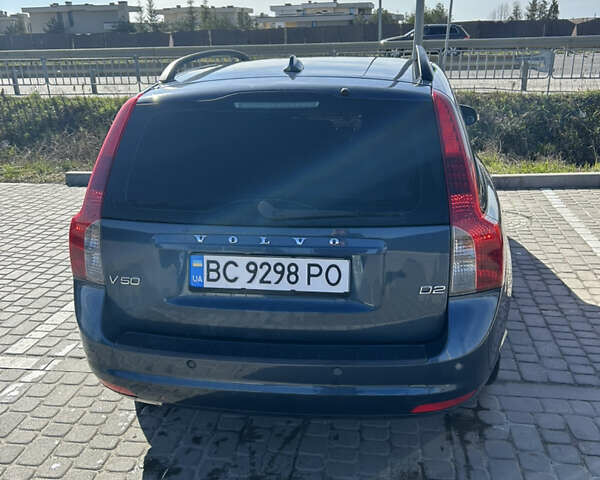 Синий Вольво В50, объемом двигателя 1.6 л и пробегом 229 тыс. км за 8700 $, фото 6 на Automoto.ua