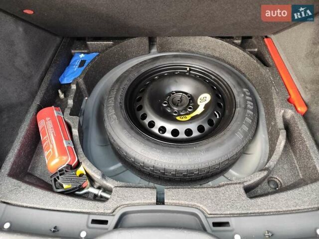 Синий Вольво В50, объемом двигателя 1.6 л и пробегом 212 тыс. км за 7950 $, фото 34 на Automoto.ua