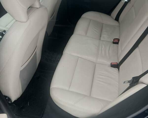 Синий Вольво В50, объемом двигателя 1.6 л и пробегом 230 тыс. км за 9000 $, фото 8 на Automoto.ua