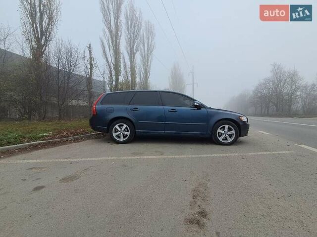 Синий Вольво В50, объемом двигателя 1.56 л и пробегом 219 тыс. км за 7800 $, фото 10 на Automoto.ua