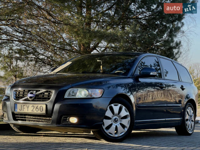 Синий Вольво В50, объемом двигателя 1.6 л и пробегом 300 тыс. км за 7100 $, фото 10 на Automoto.ua