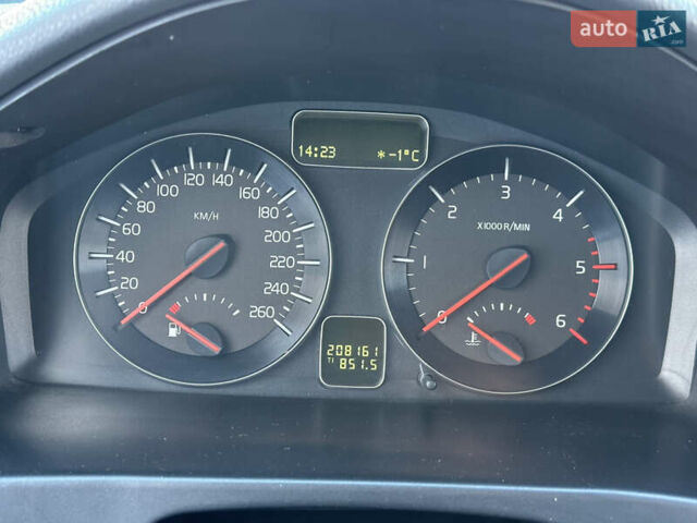 Синий Вольво В50, объемом двигателя 2 л и пробегом 209 тыс. км за 9700 $, фото 45 на Automoto.ua