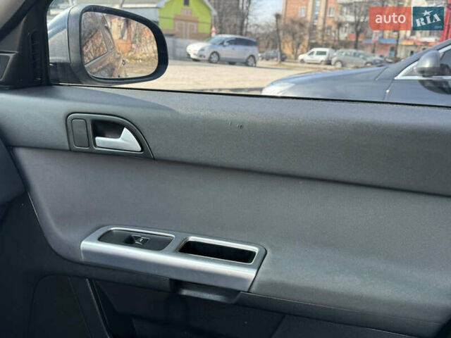 Синий Вольво В50, объемом двигателя 1.6 л и пробегом 240 тыс. км за 9200 $, фото 49 на Automoto.ua