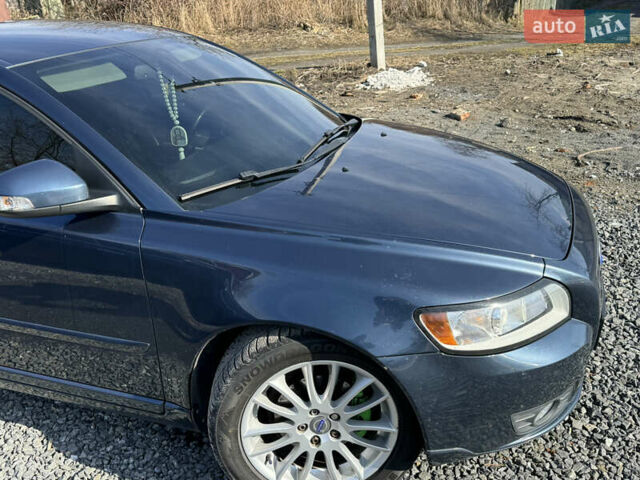 Синий Вольво В50, объемом двигателя 1.6 л и пробегом 240 тыс. км за 9200 $, фото 12 на Automoto.ua