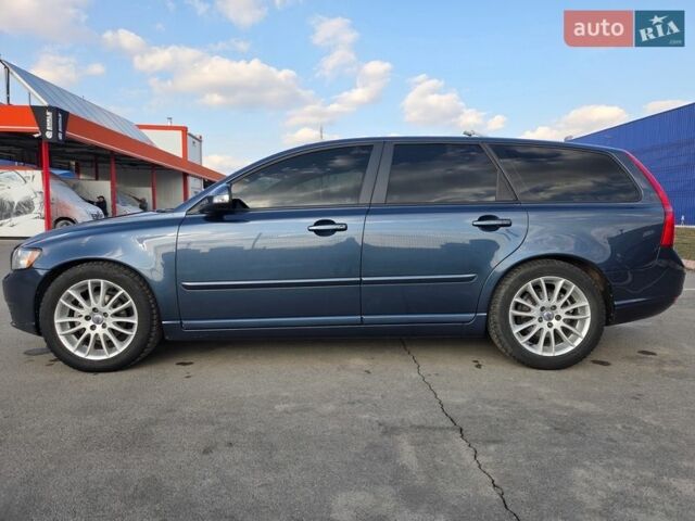 Синій Вольво V50, об'ємом двигуна 1.56 л та пробігом 238 тис. км за 8100 $, фото 6 на Automoto.ua