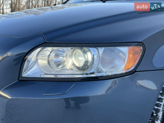 Синий Вольво В50, объемом двигателя 2 л и пробегом 209 тыс. км за 9700 $, фото 8 на Automoto.ua