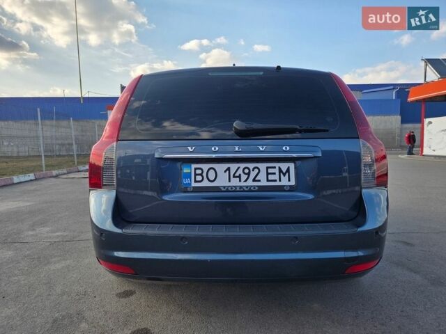 Синій Вольво V50, об'ємом двигуна 1.56 л та пробігом 238 тис. км за 8100 $, фото 8 на Automoto.ua