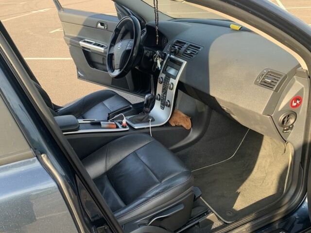 Синий Вольво В50, объемом двигателя 1.6 л и пробегом 270 тыс. км за 7300 $, фото 5 на Automoto.ua