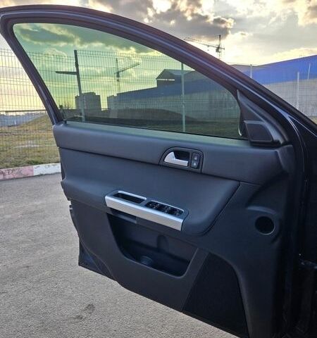 Синій Вольво V50, об'ємом двигуна 1.56 л та пробігом 238 тис. км за 8100 $, фото 31 на Automoto.ua