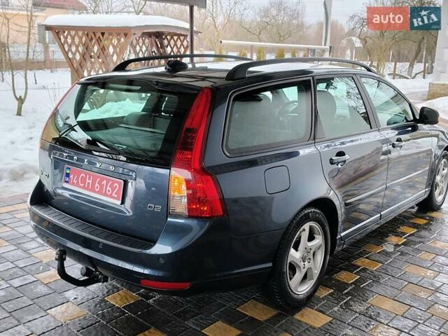 Синий Вольво В50, объемом двигателя 1.6 л и пробегом 198 тыс. км за 7600 $, фото 28 на Automoto.ua