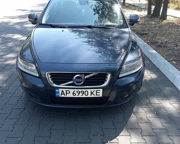 Синий Вольво В50, объемом двигателя 1.56 л и пробегом 227 тыс. км за 8500 $, фото 4 на Automoto.ua