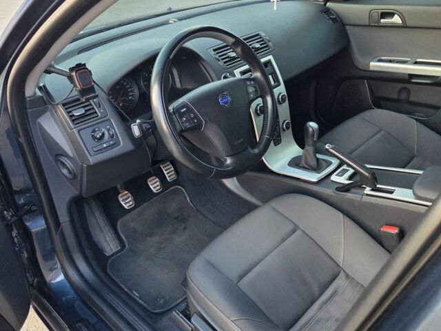 Синій Вольво V50, об'ємом двигуна 1.6 л та пробігом 239 тис. км за 7899 $, фото 18 на Automoto.ua