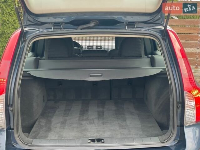 Синий Вольво В50, объемом двигателя 1.6 л и пробегом 193 тыс. км за 7499 $, фото 95 на Automoto.ua