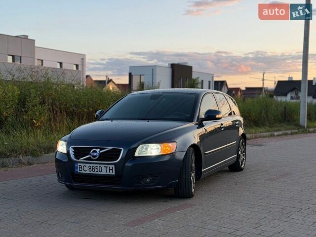 Синий Вольво В50, объемом двигателя 1.6 л и пробегом 252 тыс. км за 7850 $, фото 10 на Automoto.ua