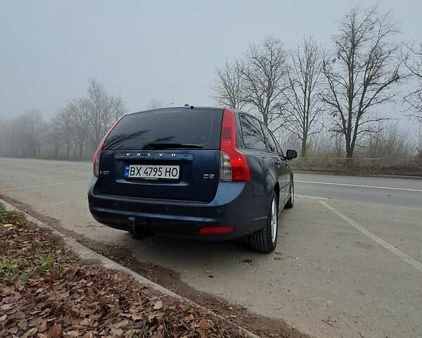 Синий Вольво В50, объемом двигателя 1.56 л и пробегом 219 тыс. км за 7800 $, фото 11 на Automoto.ua