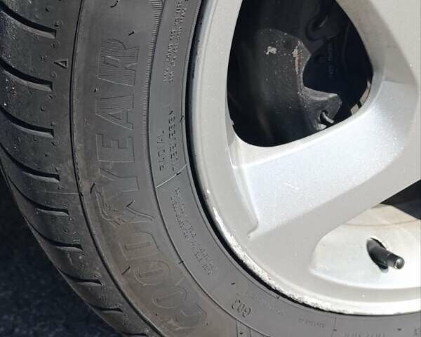 Синій Вольво V50, об'ємом двигуна 1.6 л та пробігом 214 тис. км за 8700 $, фото 4 на Automoto.ua