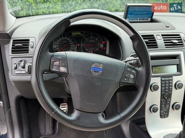 Синій Вольво V50, об'ємом двигуна 1.6 л та пробігом 227 тис. км за 7999 $, фото 45 на Automoto.ua