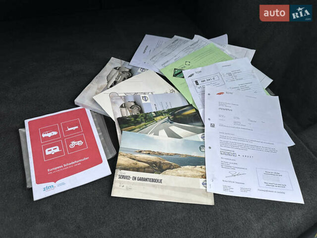 Синий Вольво В50, объемом двигателя 1.6 л и пробегом 263 тыс. км за 9150 $, фото 3 на Automoto.ua