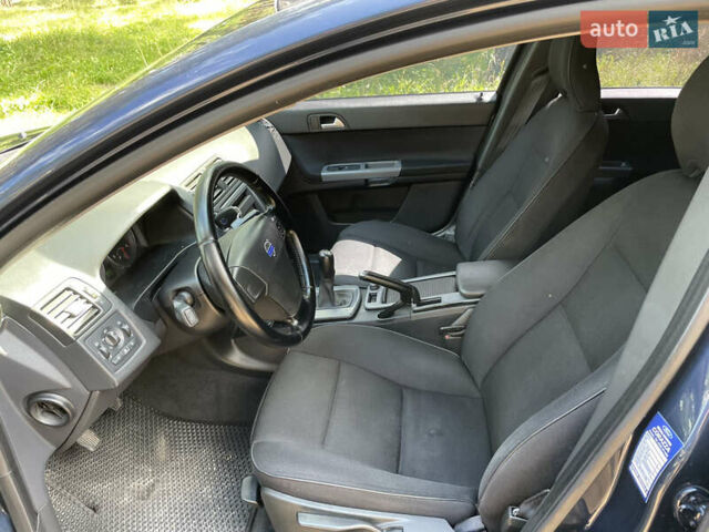 Синий Вольво В50, объемом двигателя 1.6 л и пробегом 268 тыс. км за 8100 $, фото 10 на Automoto.ua
