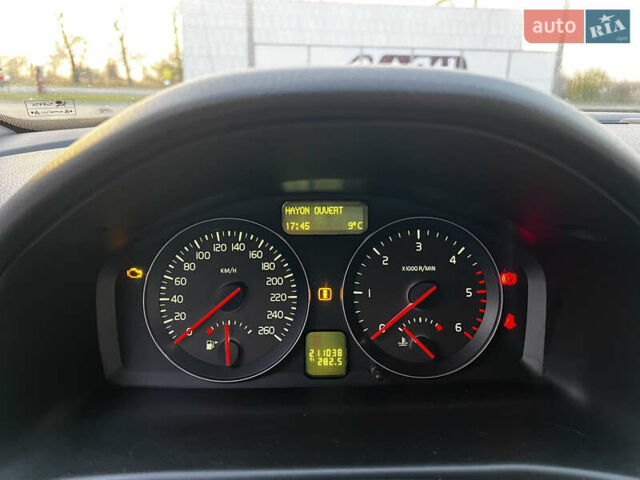 Синий Вольво В50, объемом двигателя 1.6 л и пробегом 211 тыс. км за 8500 $, фото 18 на Automoto.ua