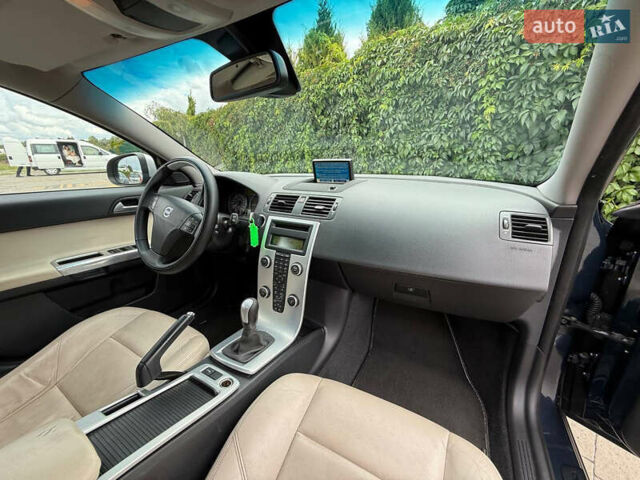 Синій Вольво V50, об'ємом двигуна 1.6 л та пробігом 227 тис. км за 7999 $, фото 29 на Automoto.ua