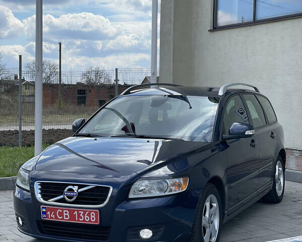 Синий Вольво В50, объемом двигателя 1.6 л и пробегом 210 тыс. км за 8350 $, фото 9 на Automoto.ua