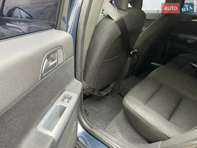 Вольво V50 2012 у Житомирі на Automoto.ua Синій Вольво V50, об'ємом двигуна 1.56 л та пробігом 268 тис. км за 7800 $, фото 18 на Automoto.ua