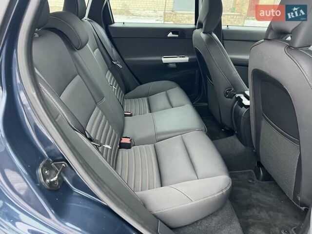 Синий Вольво В50, объемом двигателя 1.6 л и пробегом 195 тыс. км за 7990 $, фото 33 на Automoto.ua