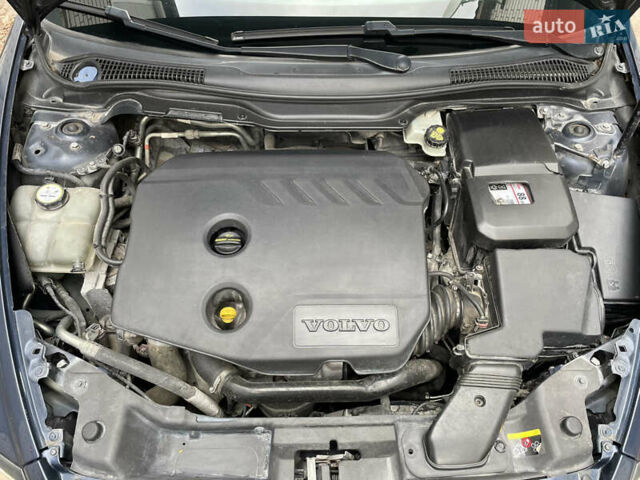 Вольво V50 2012 у Житомирі на Automoto.ua Синій Вольво V50, об'ємом двигуна 1.56 л та пробігом 268 тис. км за 7800 $, фото 29 на Automoto.ua