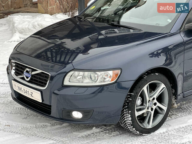 Синий Вольво В50, объемом двигателя 1.6 л и пробегом 263 тыс. км за 9150 $, фото 18 на Automoto.ua