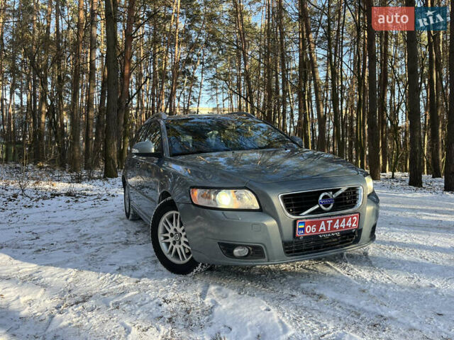 Синий Вольво В50, объемом двигателя 1.6 л и пробегом 220 тыс. км за 8450 $, фото 14 на Automoto.ua
