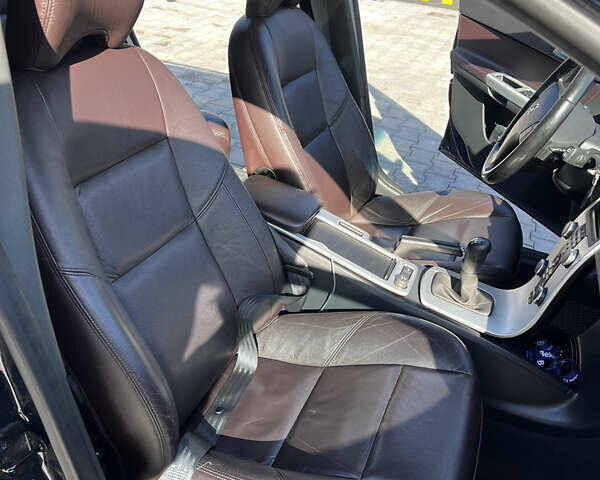 Синій Вольво V50, об'ємом двигуна 1.56 л та пробігом 230 тис. км за 9500 $, фото 15 на Automoto.ua