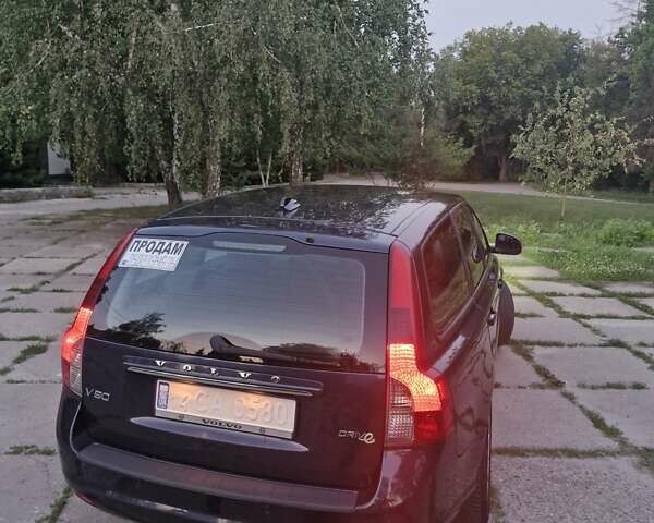 Синий Вольво В50, объемом двигателя 1.6 л и пробегом 248 тыс. км за 8200 $, фото 4 на Automoto.ua