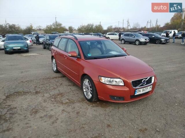 Оранжевый Вольво В50, объемом двигателя 2 л и пробегом 345 тыс. км за 8400 $, фото 35 на Automoto.ua