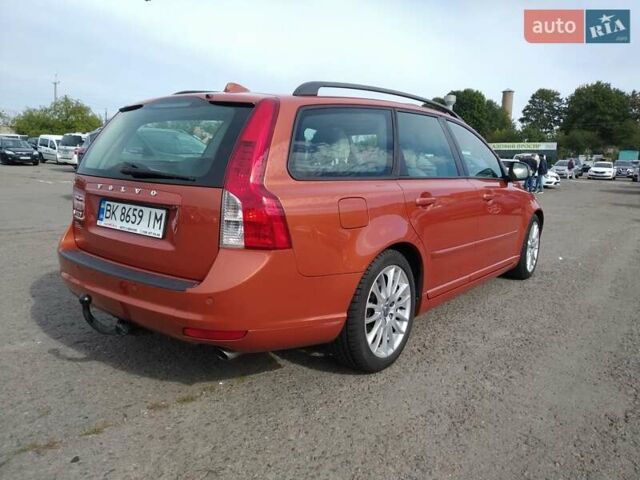 Оранжевый Вольво В50, объемом двигателя 2 л и пробегом 345 тыс. км за 8400 $, фото 12 на Automoto.ua